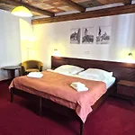 Lippert Hotel