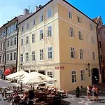 Lippert Hotel