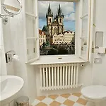 Lippert Hotel 4*