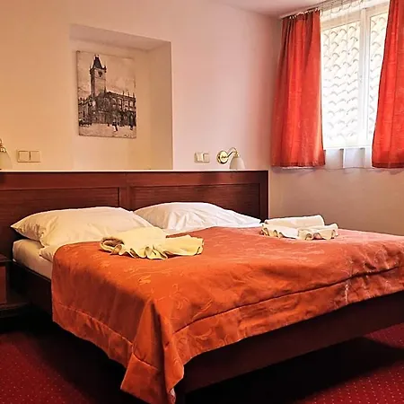 Lippert 4* Prága