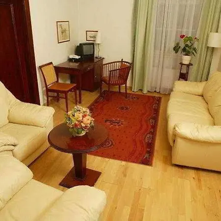 Lippert 4* Prága