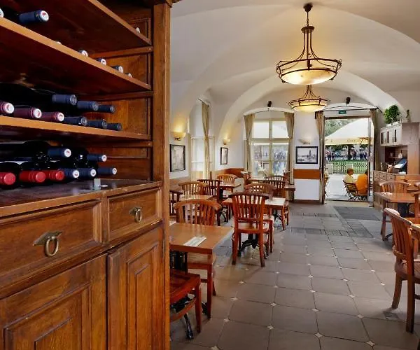 Lippert Hotel