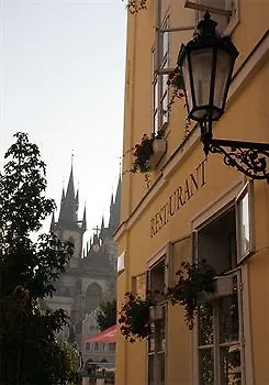Lippert Prague